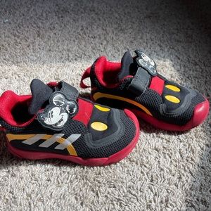 Adidas Mickey Mouse size 7 toddler